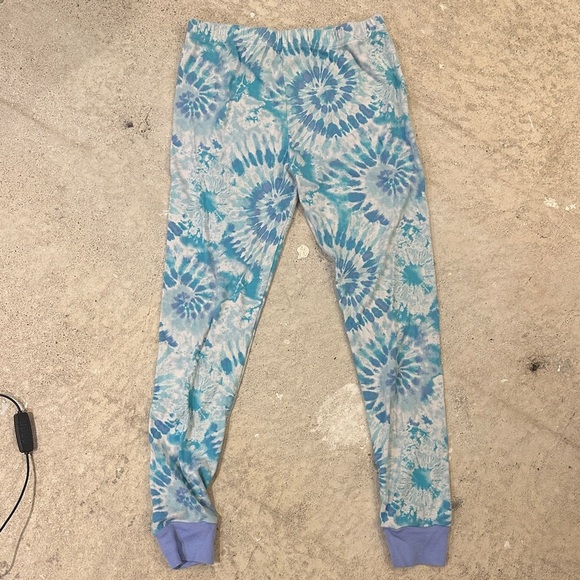 Kirklands Kids Pajama Set in Blue and White Tie-Dye - Picture 3 of 5